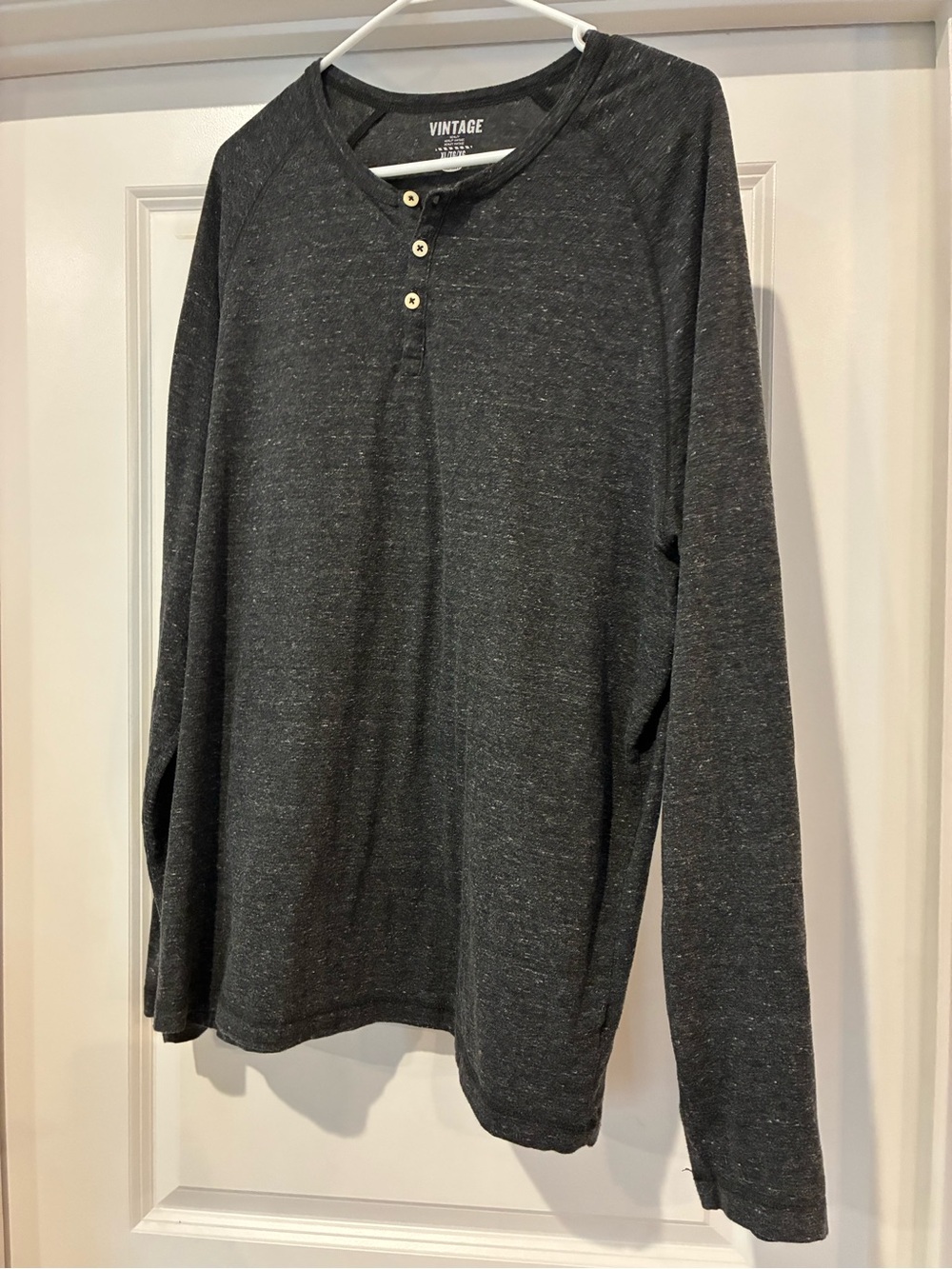 Old Navy Men's Charcoal Heather Henley Long Sleeve
